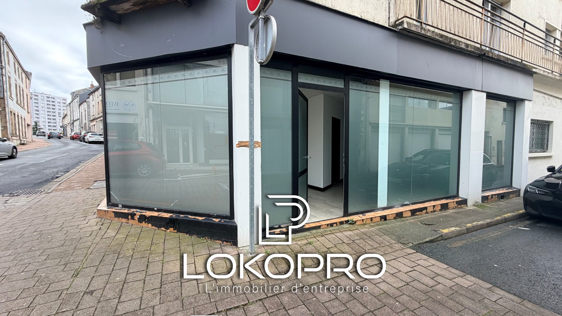 Local profesionnel – LP390-LOKOPRO